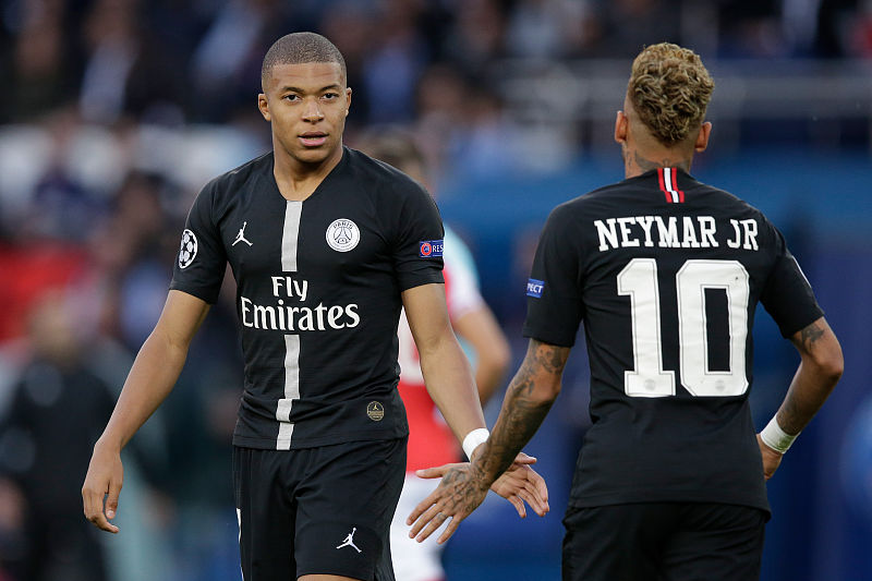 占得先手 占得先手